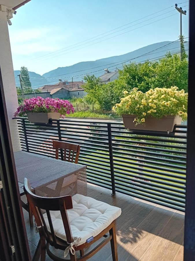Belov Rooms And Apartments Demir Kapija Kültér fotó